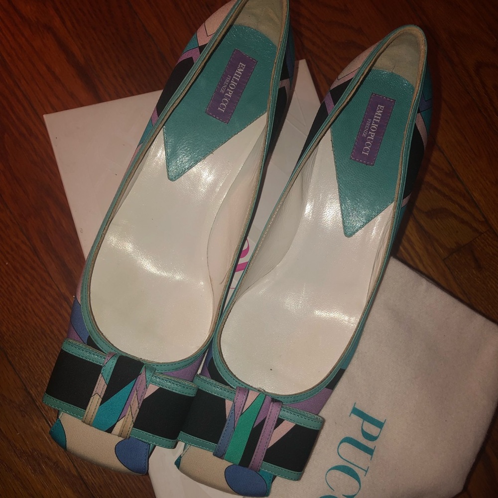 E.Pucci Multi color shoes